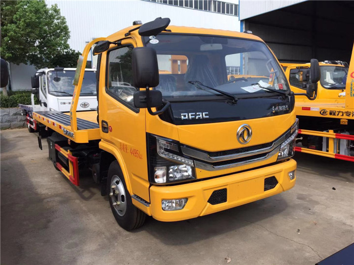 東風(fēng)多利卡藍牌一拖二清障車