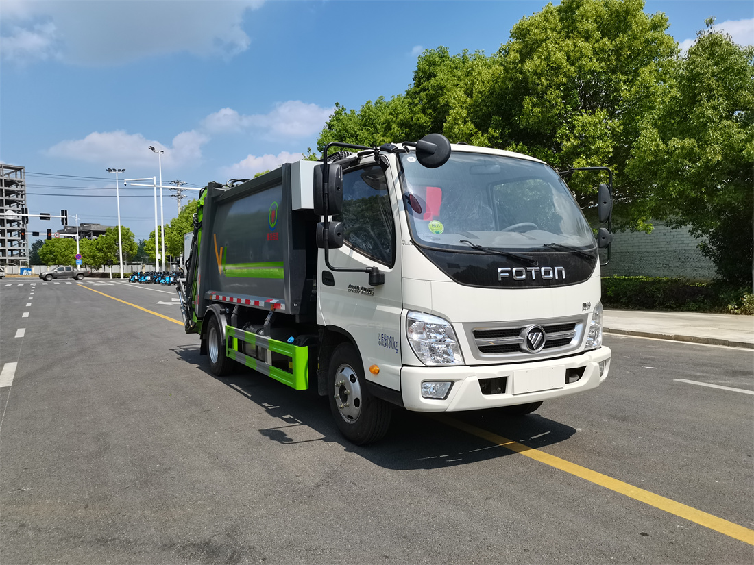 6方壓縮垃圾車(chē)-旺龍奧鈴6方壓縮式垃圾車(chē)廠家價(jià)格