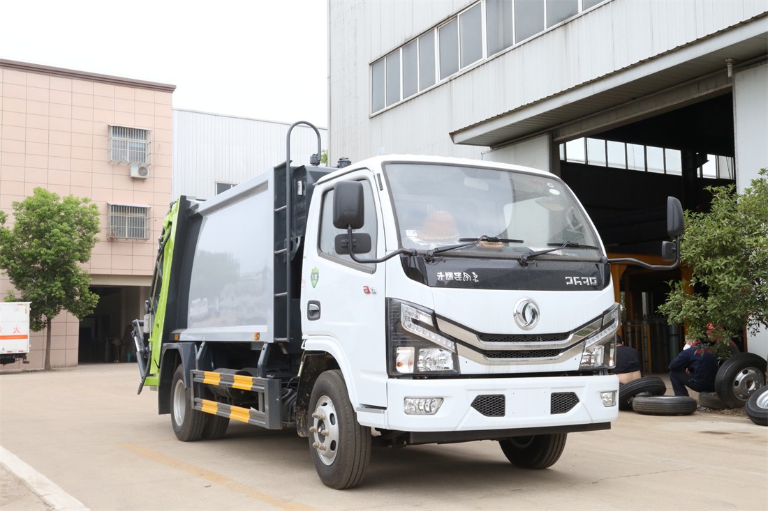 6方壓縮垃圾車(chē)-東風(fēng)多利卡國(guó)六6方壓縮式垃圾車(chē)廠(chǎng)家價(jià)格
