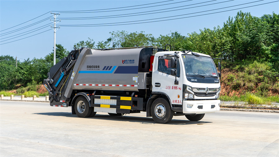 9方東風(fēng)多利卡D7新能源純電動(dòng)壓縮垃圾車 凱力